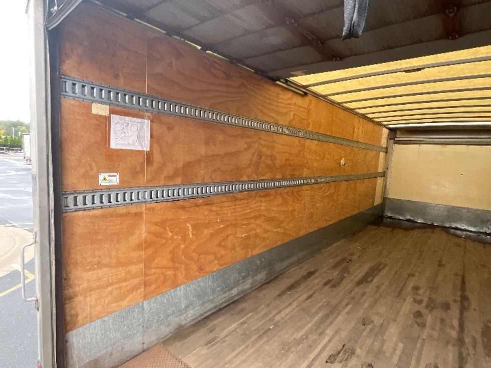 Medium Duty Box Truck-Light and Medium Duty Trucks-Hino-2020-268-Dayton-NJ-260,105\n\t\tmiles-$ 46,250 - Image 10