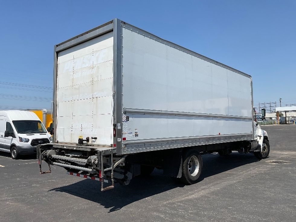 Medium Duty Box Truck-Light and Medium Duty Trucks-Hino-2020-268-Etobicoke-ON-187,740\n\t\tkm-$ 69,500 - Image 13