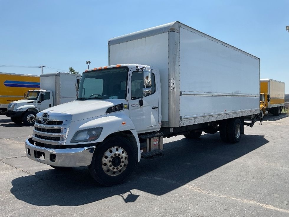 Medium Duty Box Truck-Light and Medium Duty Trucks-Hino-2020-268-Etobicoke-ON-187,740\n\t\tkm-$ 69,500 - Image 3
