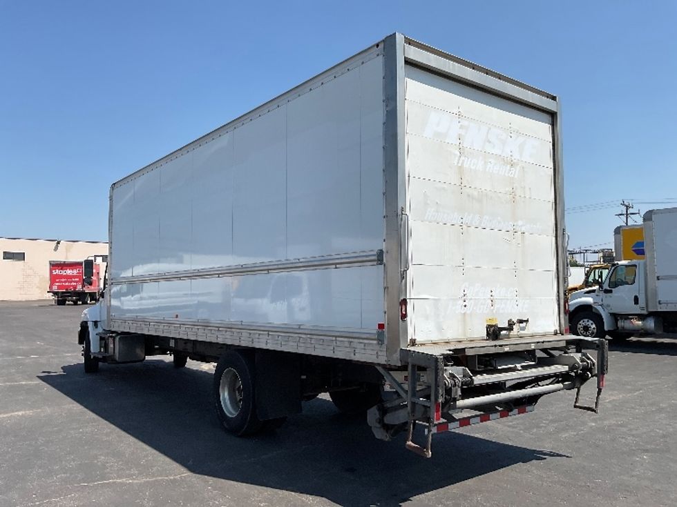 Medium Duty Box Truck-Light and Medium Duty Trucks-Hino-2020-268-Etobicoke-ON-187,740\n\t\tkm-$ 69,500 - Image 6