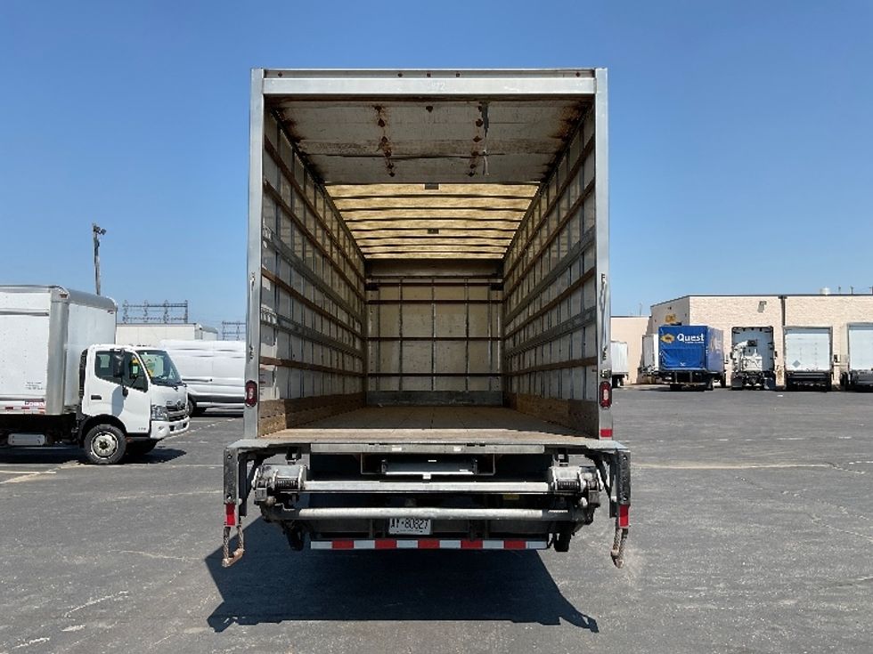 Medium Duty Box Truck-Light and Medium Duty Trucks-Hino-2020-268-Etobicoke-ON-187,740\n\t\tkm-$ 69,500 - Image 8