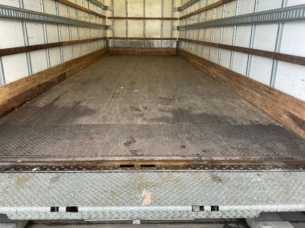 Medium Duty Box Truck-Light and Medium Duty Trucks-Hino-2020-268-Everett-WA-113,923\n\t\tmiles-$ 63,500 - Image 10