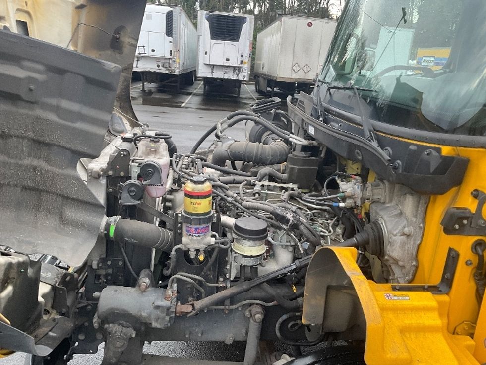 Medium Duty Box Truck-Light and Medium Duty Trucks-Hino-2020-268-Everett-WA-113,923\n\t\tmiles-$ 63,500 - Image 24