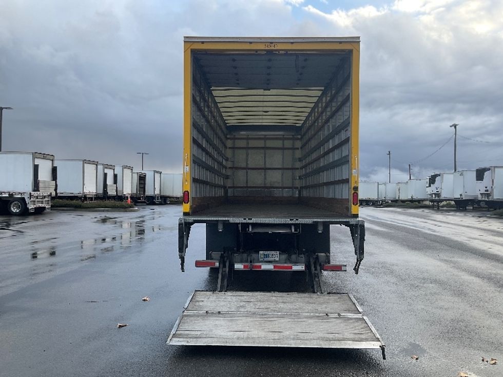 Medium Duty Box Truck-Light and Medium Duty Trucks-Hino-2020-268-Everett-WA-113,923\n\t\tmiles-$ 63,500 - Image 9