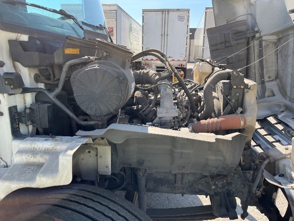 Medium Duty Box Truck-Light and Medium Duty Trucks-Hino-2020-268-Fontana-CA-131,257\n\t\tmiles-$ 63,250 - Image 22
