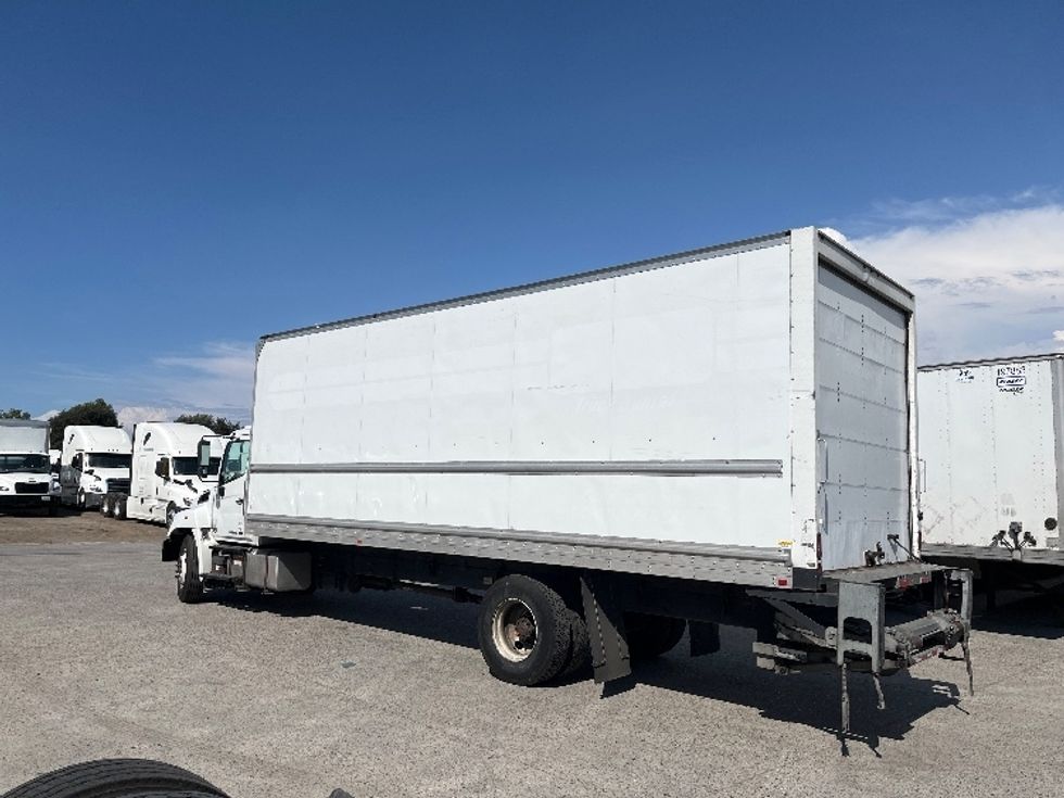 Medium Duty Box Truck-Light and Medium Duty Trucks-Hino-2020-268-Fontana-CA-131,257\n\t\tmiles-$ 63,250 - Image 6