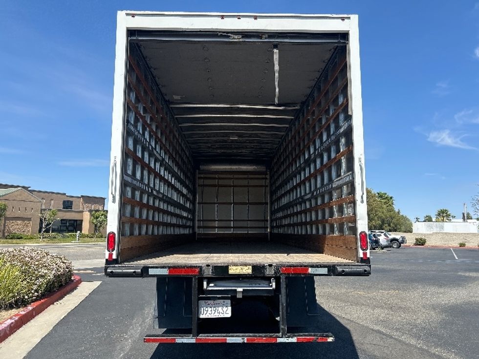 Medium Duty Box Truck-Light and Medium Duty Trucks-Hino-2020-268-Fontana-CA-185,105\n\t\tmiles-$ 47,500 - Image 8