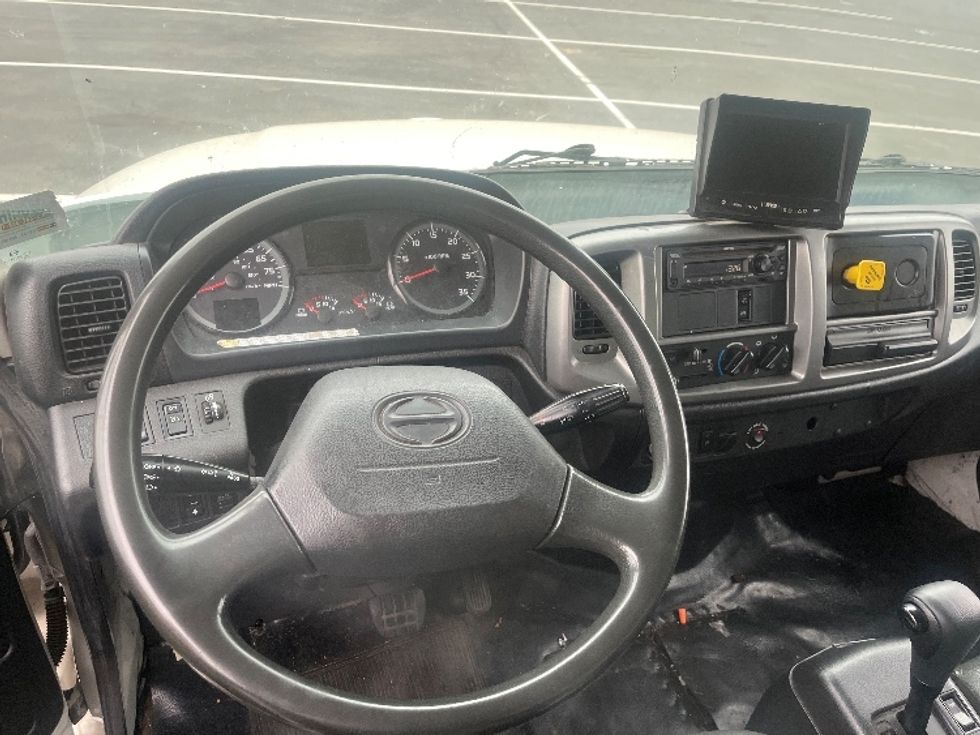Medium Duty Box Truck-Light and Medium Duty Trucks-Hino-2020-268-Fontana-CA-218,071\n\t\tmiles-$ 49,750 - Image 18