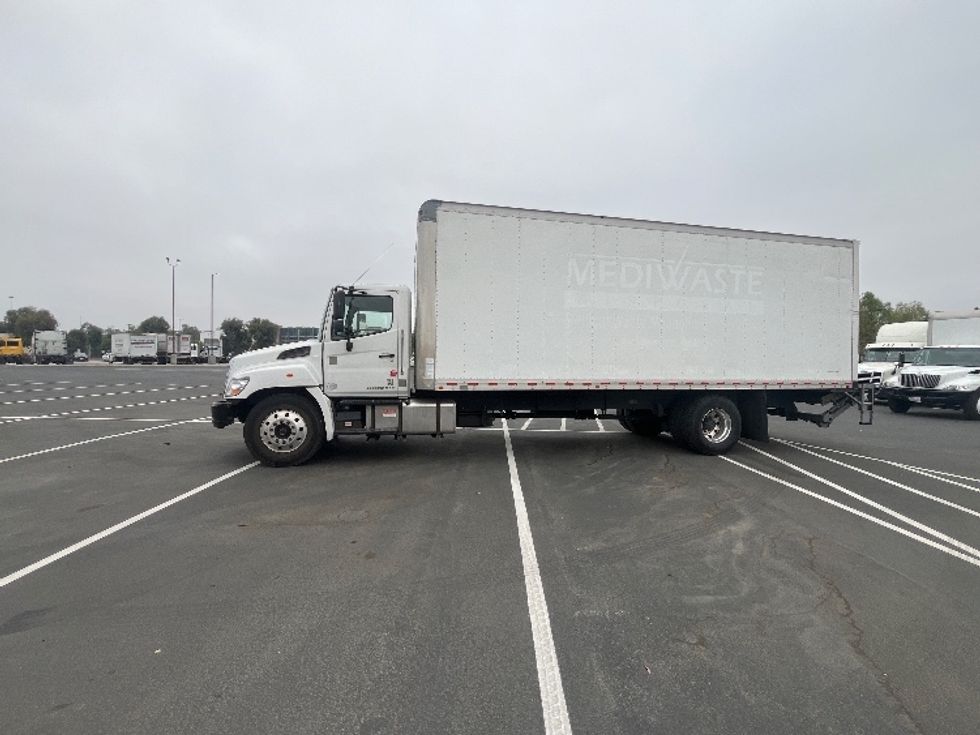 Medium Duty Box Truck-Light and Medium Duty Trucks-Hino-2020-268-Fontana-CA-218,071\n\t\tmiles-$ 49,750 - Image 4