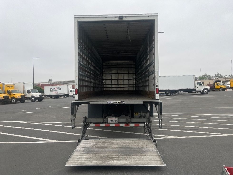 Medium Duty Box Truck-Light and Medium Duty Trucks-Hino-2020-268-Fontana-CA-218,071\n\t\tmiles-$ 49,750 - Image 9