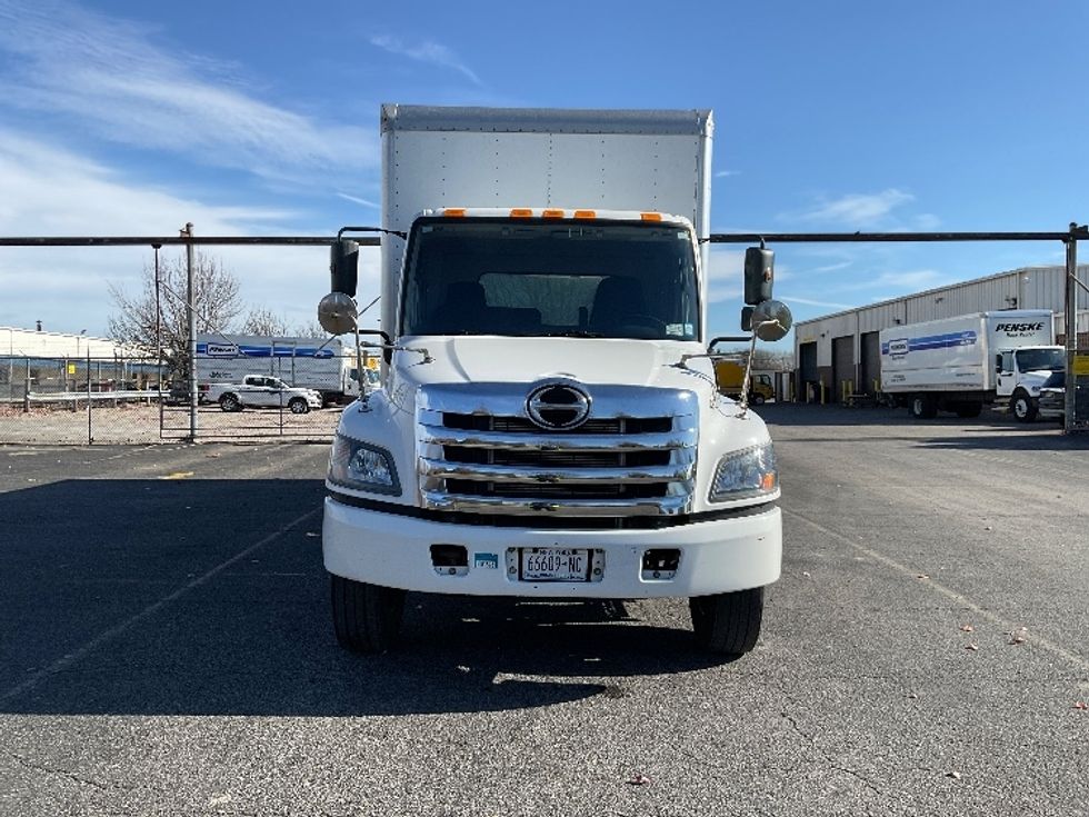 Medium Duty Box Truck-Light and Medium Duty Trucks-Hino-2020-268-Fredonia-NY-150,120\n\t\tmiles-$ 52,000 - Image 2