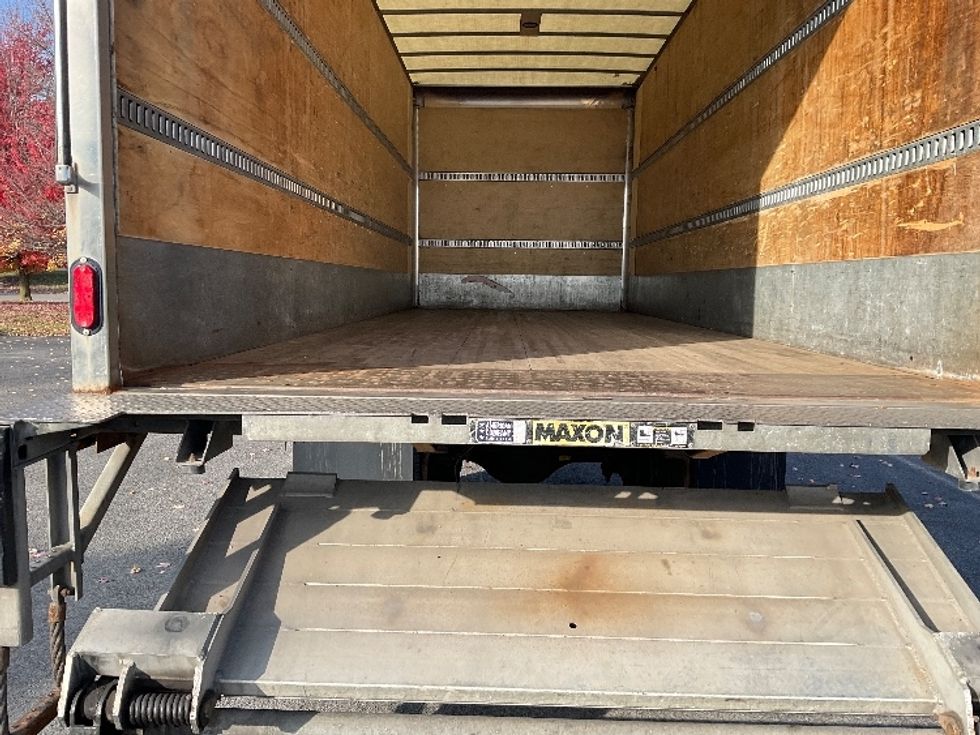 Medium Duty Box Truck-Light and Medium Duty Trucks-Hino-2020-268-Fredonia-NY-159,520\n\t\tmiles-$ 53,500 - Image 10