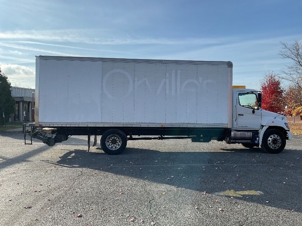 Medium Duty Box Truck-Light and Medium Duty Trucks-Hino-2020-268-Fredonia-NY-159,520\n\t\tmiles-$ 53,500 - Image 15