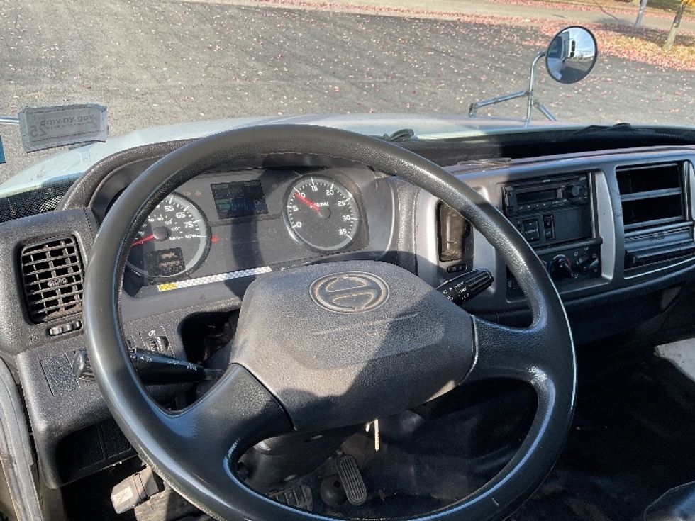 Medium Duty Box Truck-Light and Medium Duty Trucks-Hino-2020-268-Fredonia-NY-159,520\n\t\tmiles-$ 53,500 - Image 17