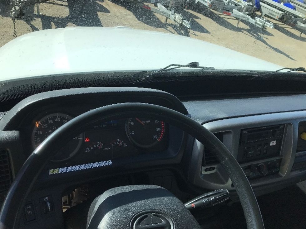 Medium Duty Box Truck-Light and Medium Duty Trucks-Hino-2020-268-Grand Junction-CO-107,894\n\t\tmiles-$ 73,000 - Image 18