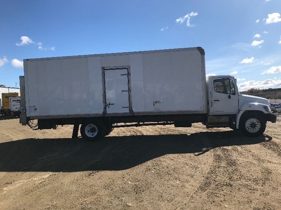 Medium Duty Box Truck-Light and Medium Duty Trucks-Hino-2020-268-Grand Junction-CO-108,652\n\t\tmiles-$ 70,000 - Image 15