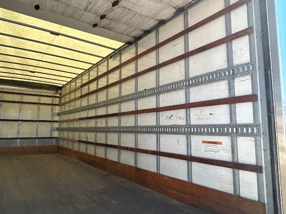 Medium Duty Box Truck-Light and Medium Duty Trucks-Hino-2020-268-Houston-TX-178,889\n\t\tmiles-$ 48,250 - Image 12