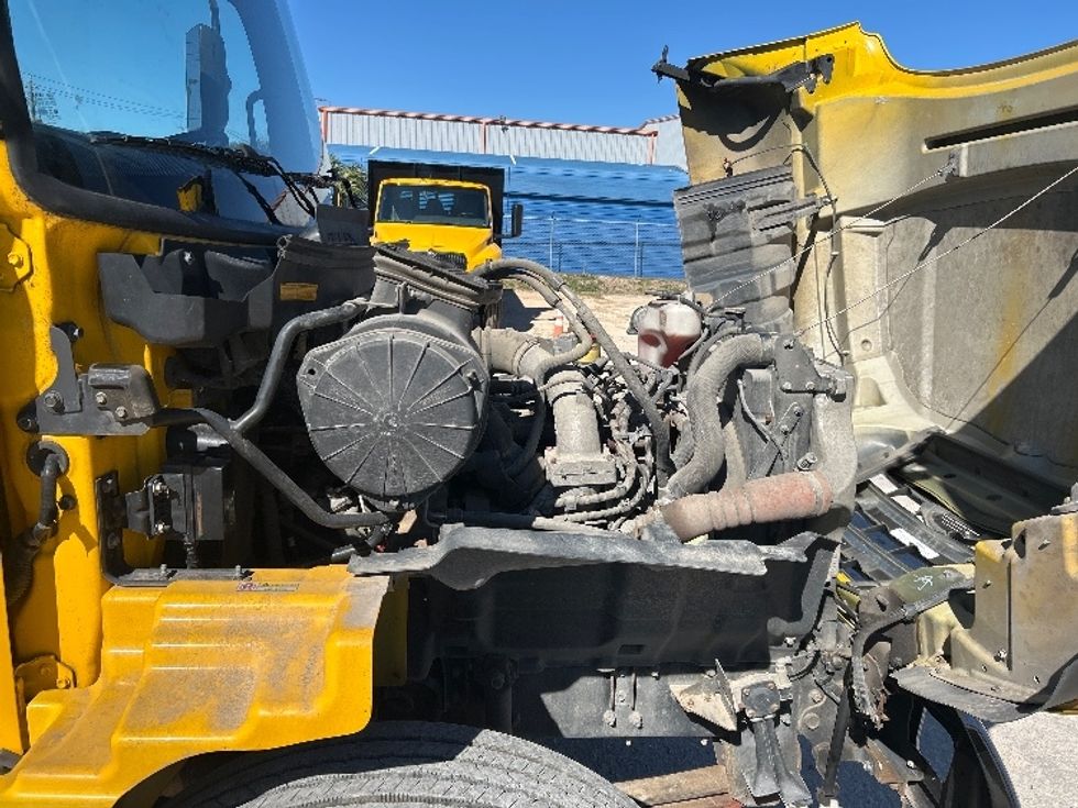 Medium Duty Box Truck-Light and Medium Duty Trucks-Hino-2020-268-Houston-TX-178,889\n\t\tmiles-$ 48,250 - Image 23