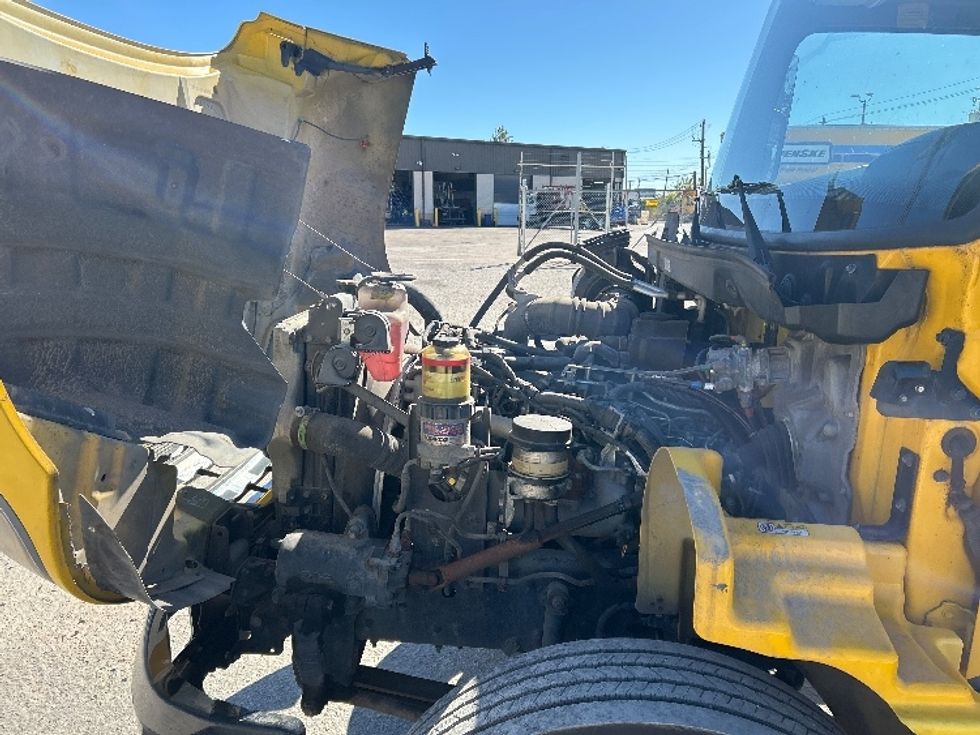 Medium Duty Box Truck-Light and Medium Duty Trucks-Hino-2020-268-Houston-TX-178,889\n\t\tmiles-$ 48,250 - Image 24