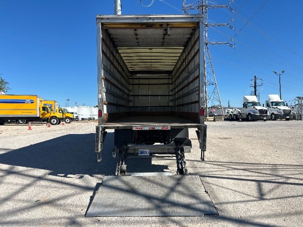Medium Duty Box Truck-Light and Medium Duty Trucks-Hino-2020-268-Houston-TX-178,889\n\t\tmiles-$ 48,250 - Image 9