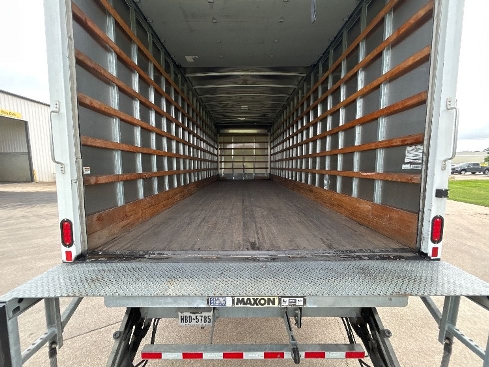 Medium Duty Box Truck-Light and Medium Duty Trucks-Hino-2020-268-Houston-TX-21,007\n\t\tmiles-$ 74,750 - Image 10