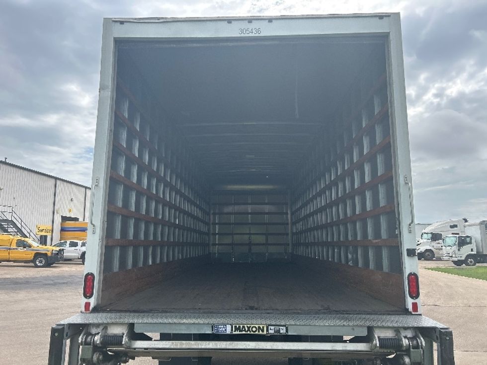 Medium Duty Box Truck-Light and Medium Duty Trucks-Hino-2020-268-Houston-TX-21,007\n\t\tmiles-$ 74,750 - Image 8