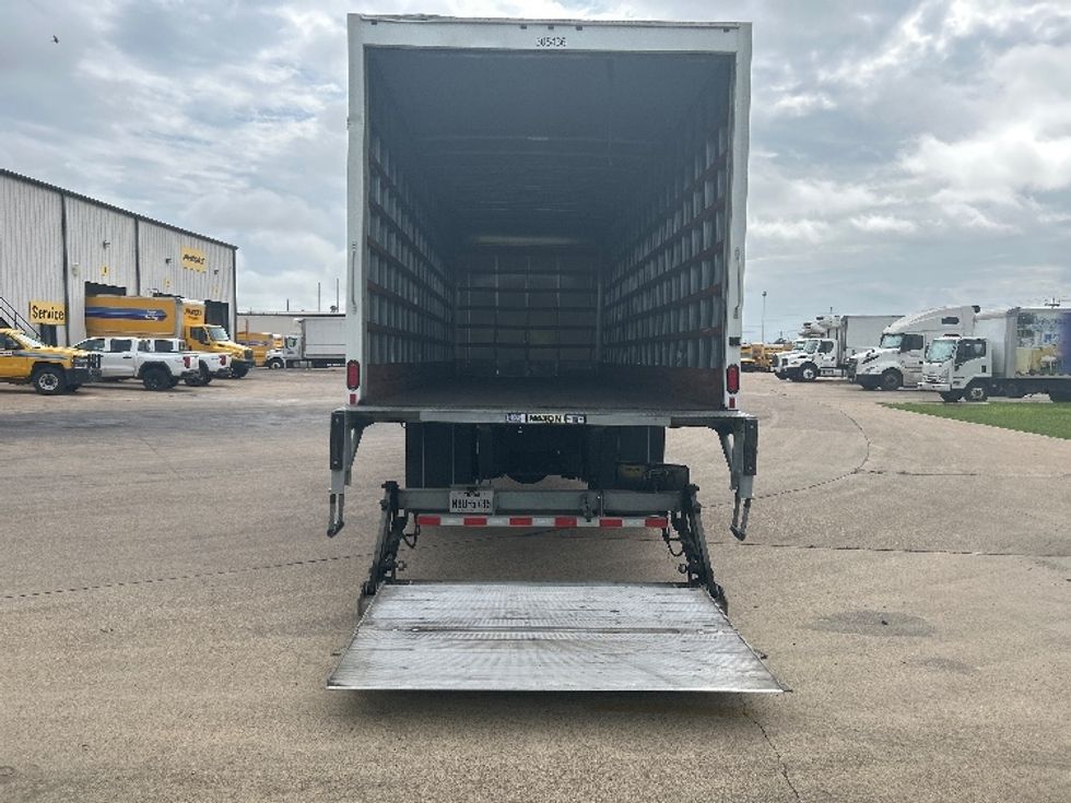 Medium Duty Box Truck-Light and Medium Duty Trucks-Hino-2020-268-Houston-TX-21,007\n\t\tmiles-$ 74,750 - Image 9