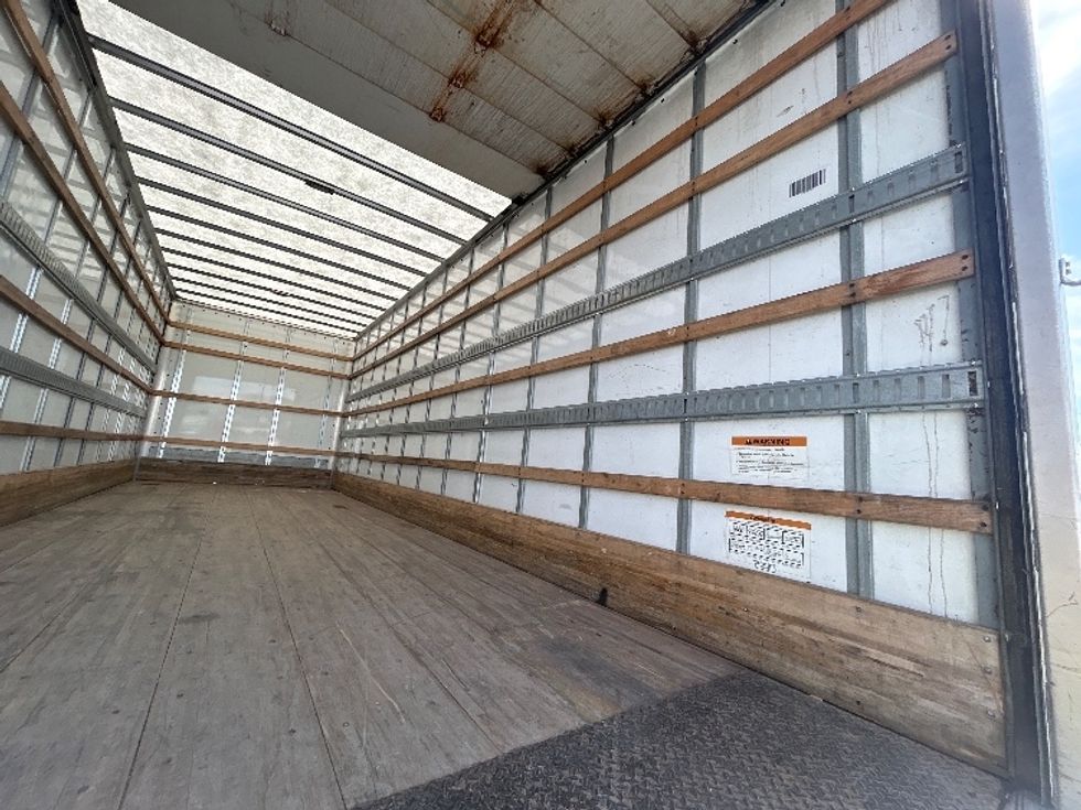 Medium Duty Box Truck-Light and Medium Duty Trucks-Hino-2020-268-Indianapolis-IN-201,629\n\t\tmiles-$ 47,500 - Image 12
