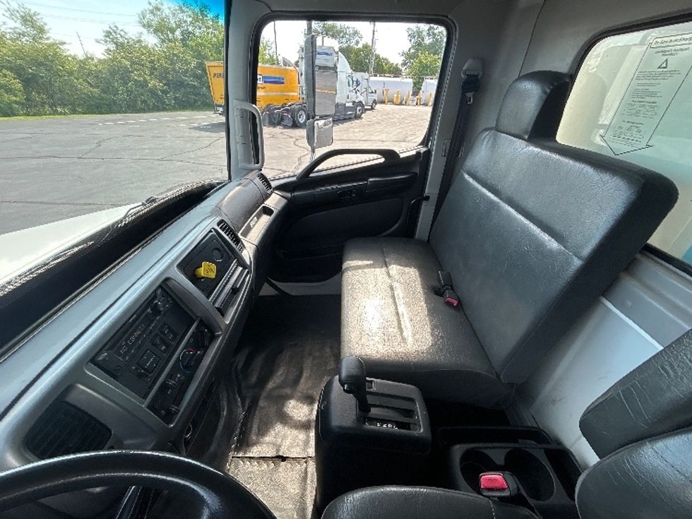 Medium Duty Box Truck-Light and Medium Duty Trucks-Hino-2020-268-Indianapolis-IN-201,629\n\t\tmiles-$ 47,500 - Image 19