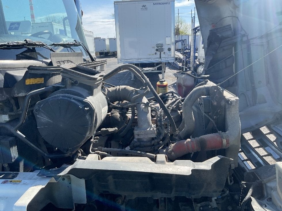 Medium Duty Box Truck-Light and Medium Duty Trucks-Hino-2020-268-Kansas City-MO-207,128\n\t\tmiles-$ 50,000 - Image 22