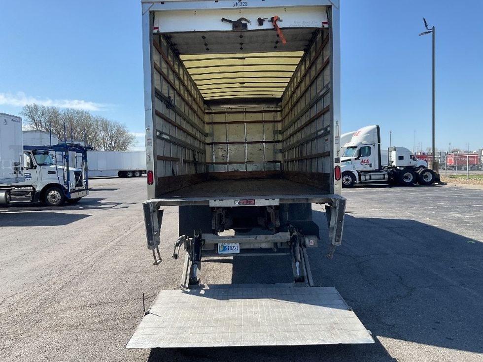 Medium Duty Box Truck-Light and Medium Duty Trucks-Hino-2020-268-Kansas City-MO-207,128\n\t\tmiles-$ 50,000 - Image 9