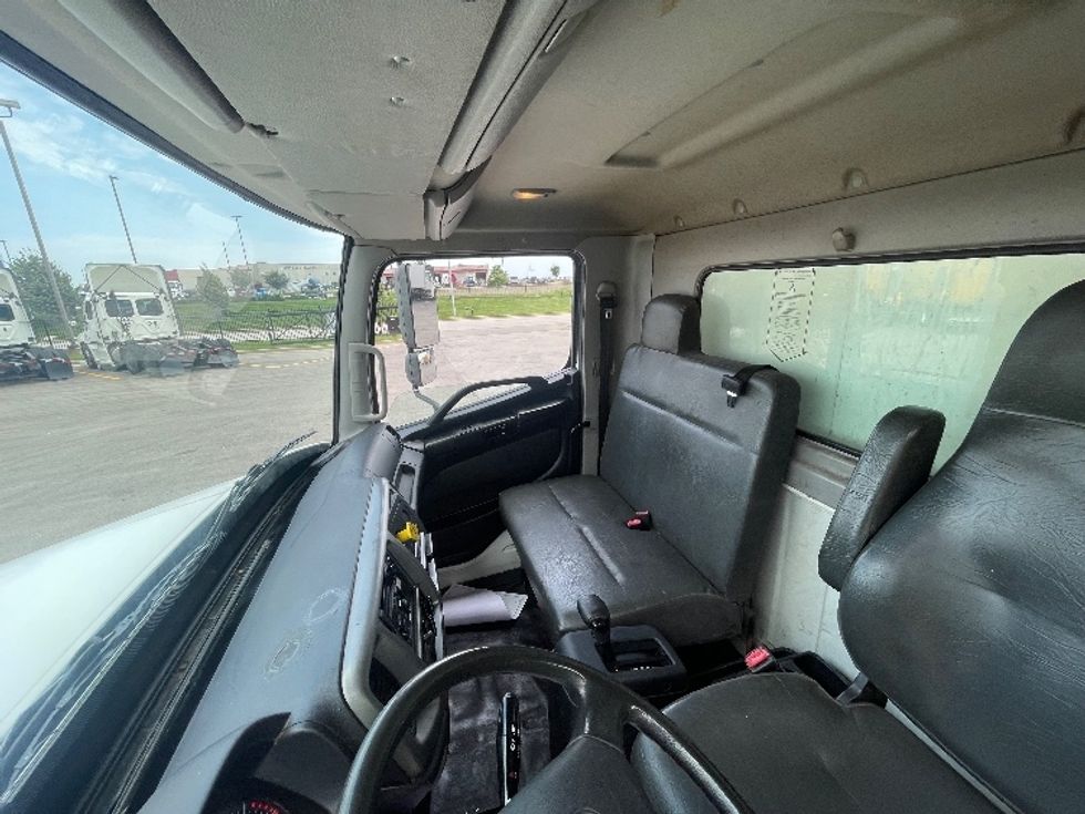 Medium Duty Box Truck-Light and Medium Duty Trucks-Hino-2020-268-Kansas City-MO-283,249\n\t\tmiles-$ 38,750 - Image 17