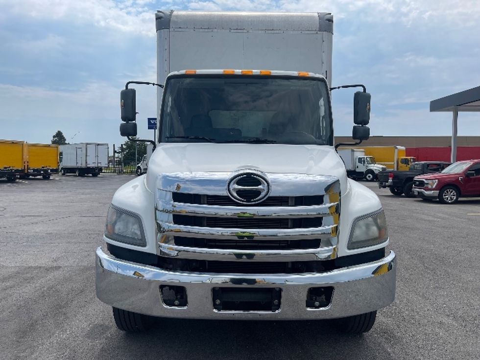 Medium Duty Box Truck-Light and Medium Duty Trucks-Hino-2020-268-Kansas City-MO-283,249\n\t\tmiles-$ 38,750 - Image 2