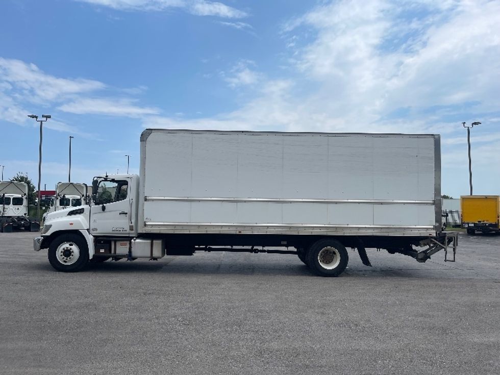 Medium Duty Box Truck-Light and Medium Duty Trucks-Hino-2020-268-Kansas City-MO-283,249\n\t\tmiles-$ 38,750 - Image 4