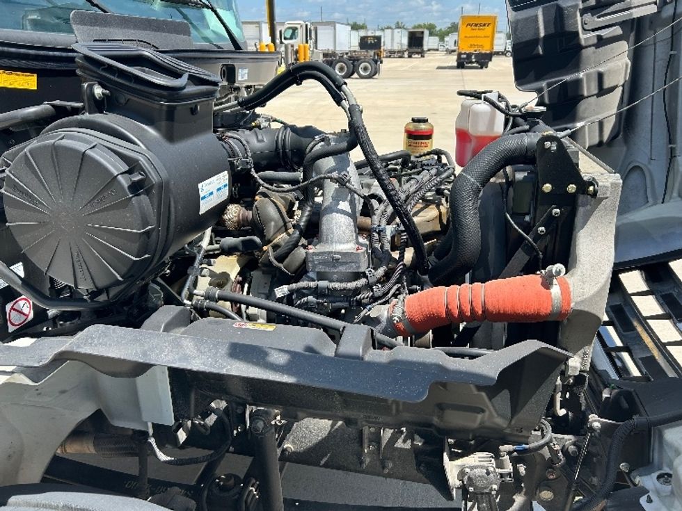 Medium Duty Box Truck-Light and Medium Duty Trucks-Hino-2020-268-Katy-TX-21,271\n\t\tmiles-$ 77,250 - Image 23