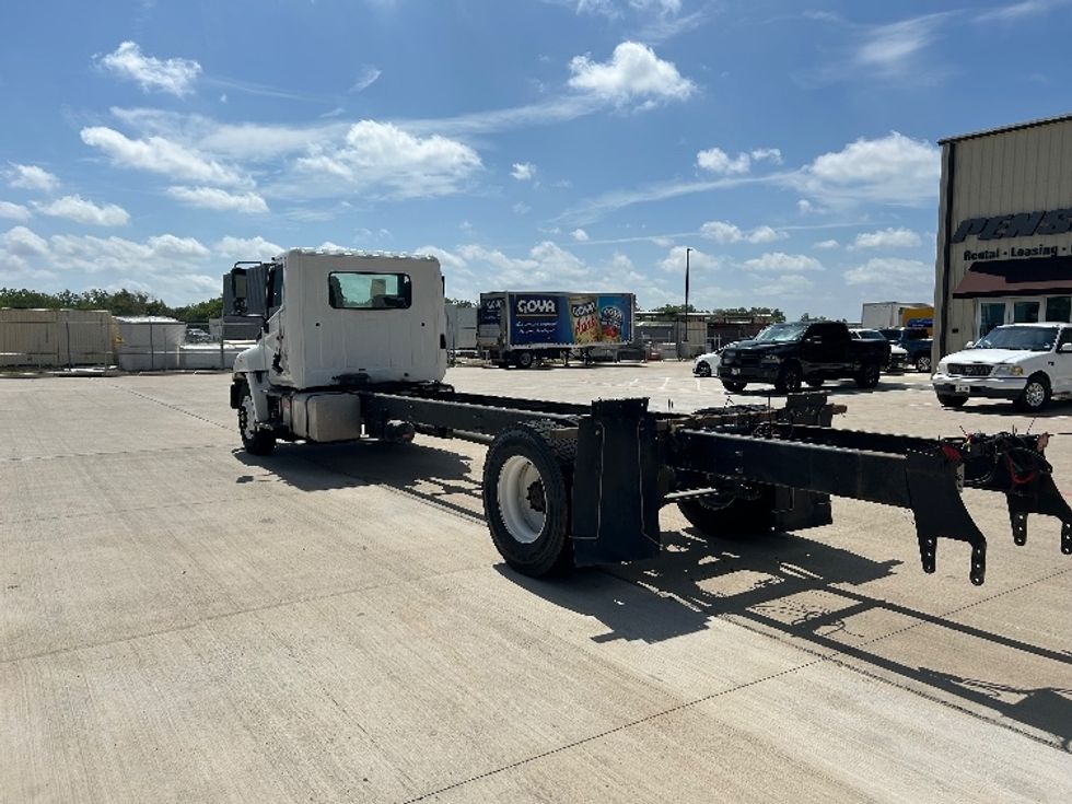 Medium Duty Box Truck-Light and Medium Duty Trucks-Hino-2020-268-Katy-TX-21,271\n\t\tmiles-$ 77,250 - Image 6