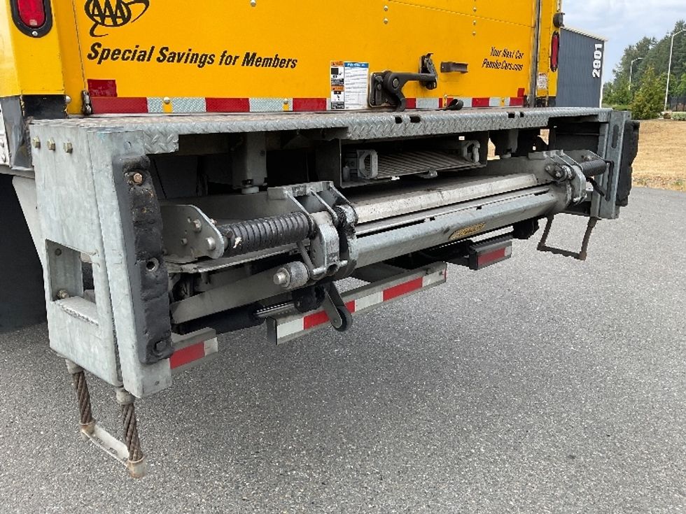 Medium Duty Box Truck-Light and Medium Duty Trucks-Hino-2020-268-Kent-WA-110,045\n\t\tmiles-$ 61,250 - Image 26