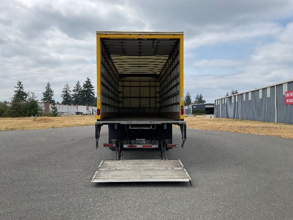 Medium Duty Box Truck-Light and Medium Duty Trucks-Hino-2020-268-Kent-WA-110,045\n\t\tmiles-$ 61,250 - Image 9