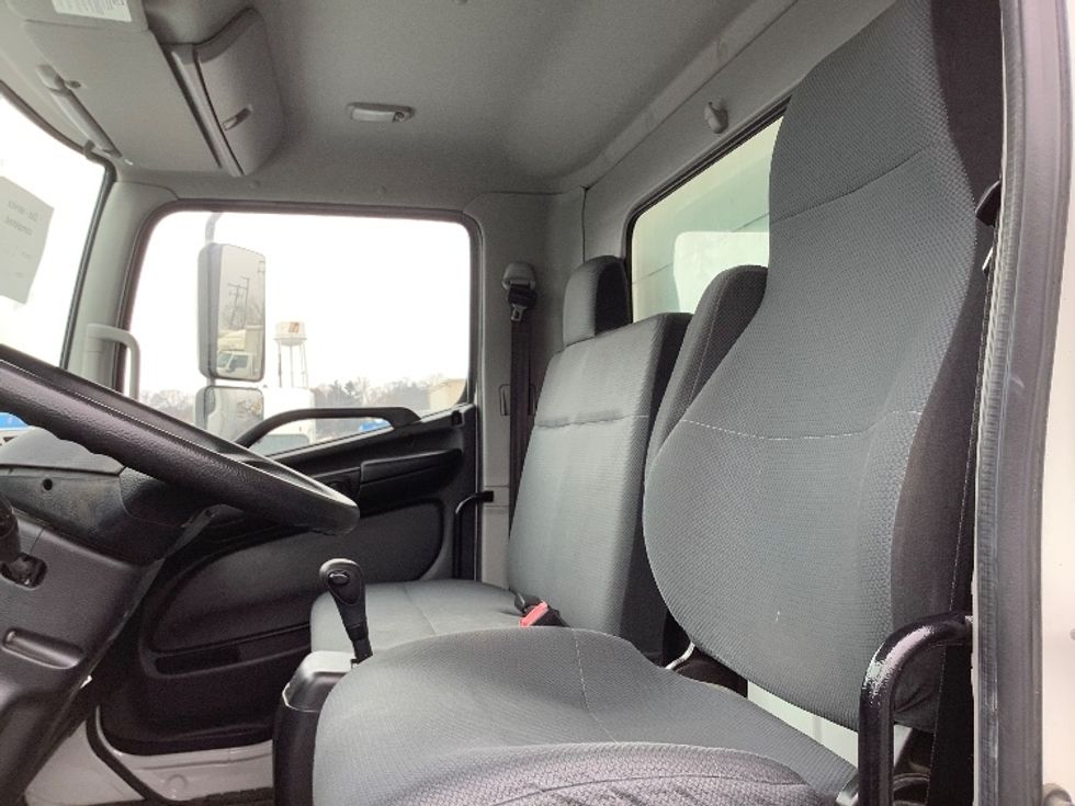 Medium Duty Box Truck-Light and Medium Duty Trucks-Hino-2020-268-Lancaster-PA-151,895\n\t\tmiles-$ 49,750 - Image 19