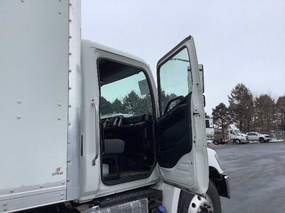 Medium Duty Box Truck-Light and Medium Duty Trucks-Hino-2020-268-Lancaster-PA-151,895\n\t\tmiles-$ 49,750 - Image 20