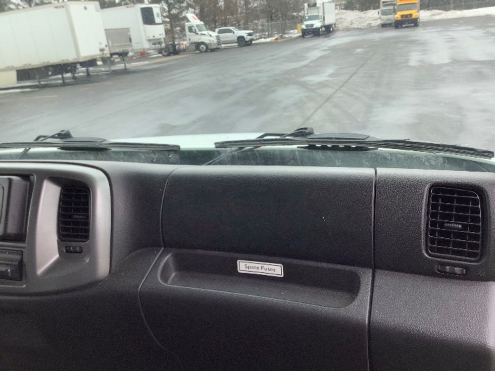 Medium Duty Box Truck-Light and Medium Duty Trucks-Hino-2020-268-Lancaster-PA-151,895\n\t\tmiles-$ 49,750 - Image 21