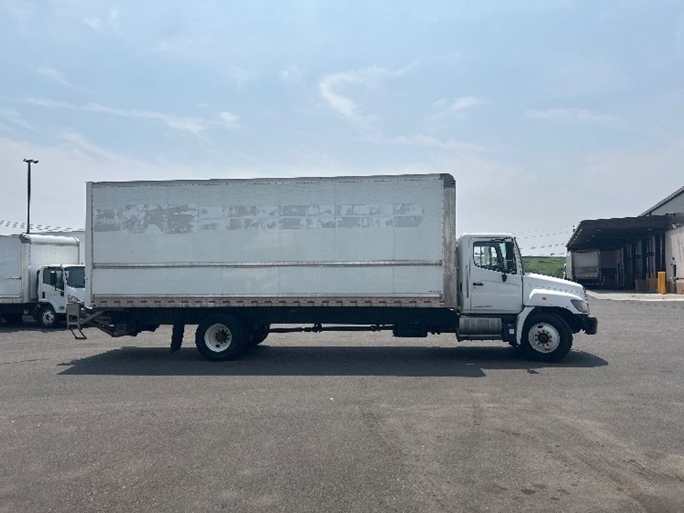 Medium Duty Box Truck-Light and Medium Duty Trucks-Hino-2020-268-Linden-NJ-181,477\n\t\tmiles-$ 51,000 - Image 15