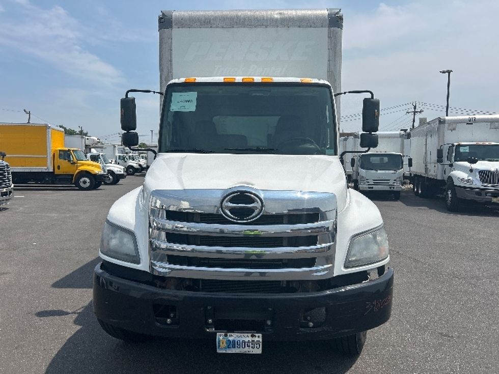 Medium Duty Box Truck-Light and Medium Duty Trucks-Hino-2020-268-Linden-NJ-181,477\n\t\tmiles-$ 51,000 - Image 2