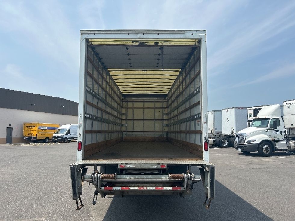 Medium Duty Box Truck-Light and Medium Duty Trucks-Hino-2020-268-Linden-NJ-181,477\n\t\tmiles-$ 51,000 - Image 8