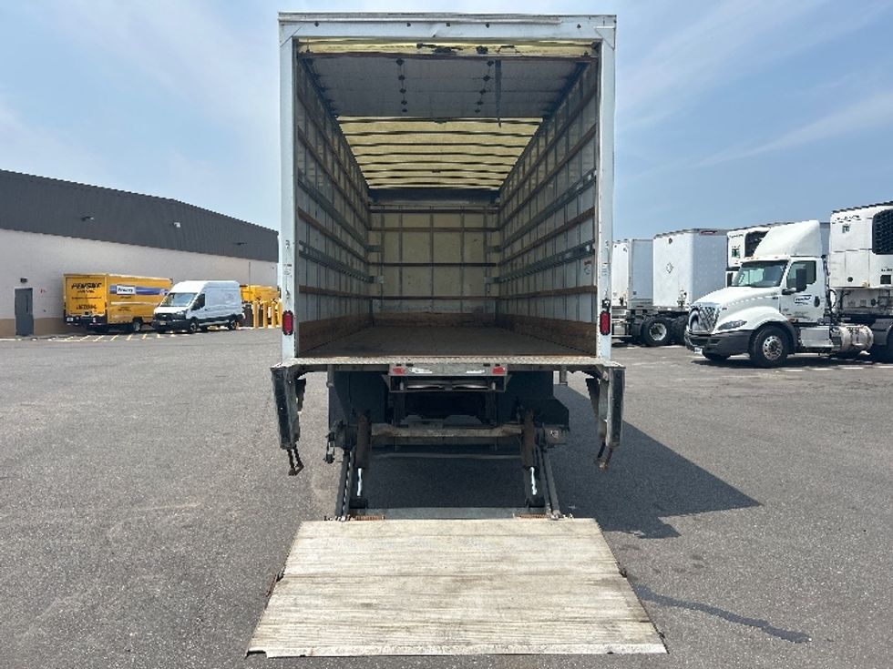 Medium Duty Box Truck-Light and Medium Duty Trucks-Hino-2020-268-Linden-NJ-181,477\n\t\tmiles-$ 51,000 - Image 9
