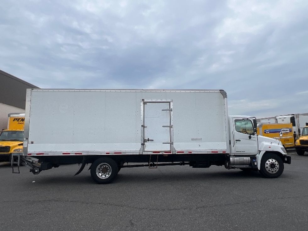 Medium Duty Box Truck-Light and Medium Duty Trucks-Hino-2020-268-Linden-NJ-330,252\n\t\tmiles-$ 27,250 - Image 15