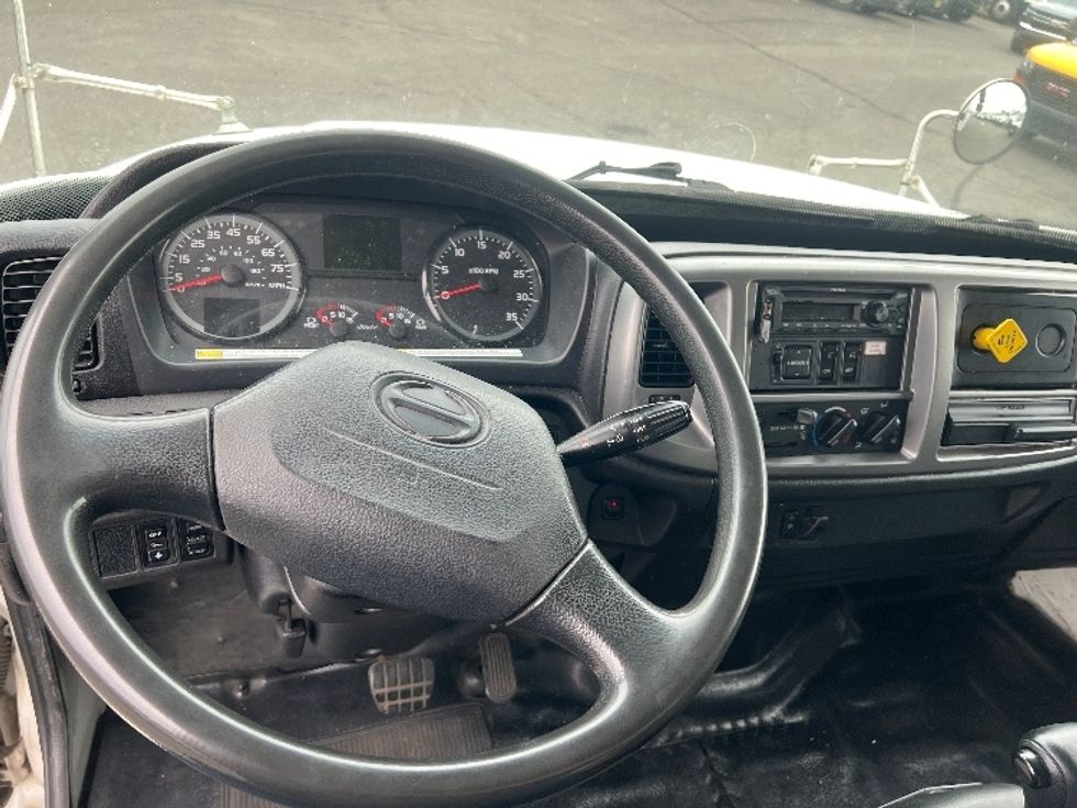 Medium Duty Box Truck-Light and Medium Duty Trucks-Hino-2020-268-Linden-NJ-330,252\n\t\tmiles-$ 27,250 - Image 18