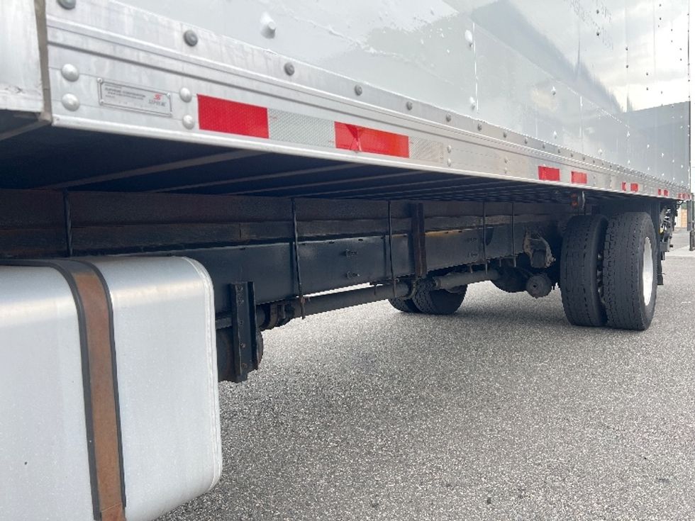 Medium Duty Box Truck-Light and Medium Duty Trucks-Hino-2020-268-Linden-NJ-330,252\n\t\tmiles-$ 27,250 - Image 5