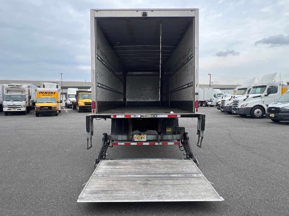 Medium Duty Box Truck-Light and Medium Duty Trucks-Hino-2020-268-Linden-NJ-330,252\n\t\tmiles-$ 27,250 - Image 9