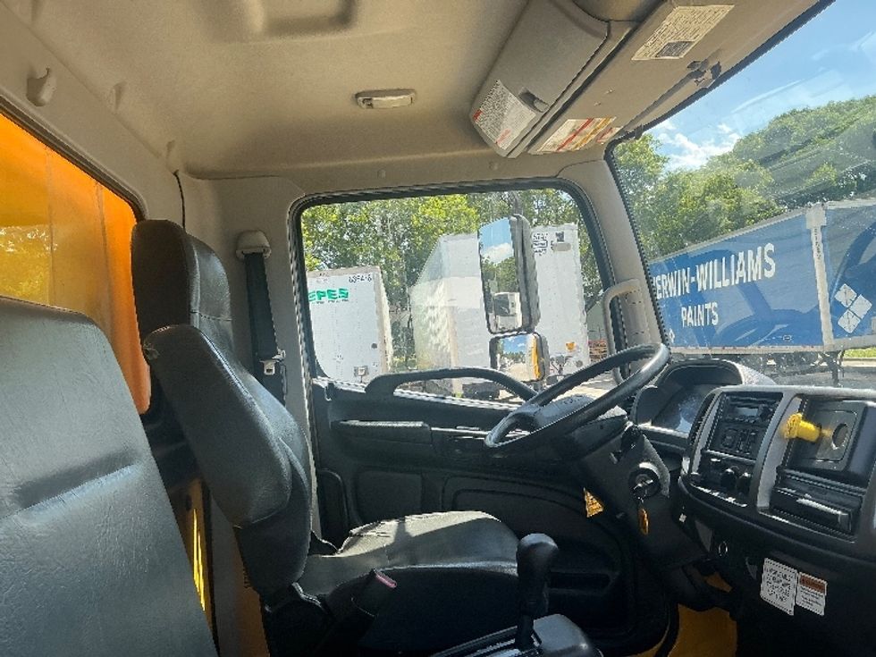 Medium Duty Box Truck-Light and Medium Duty Trucks-Hino-2020-268-Medley-FL-172,015\n\t\tmiles-$ 56,000 - Image 22